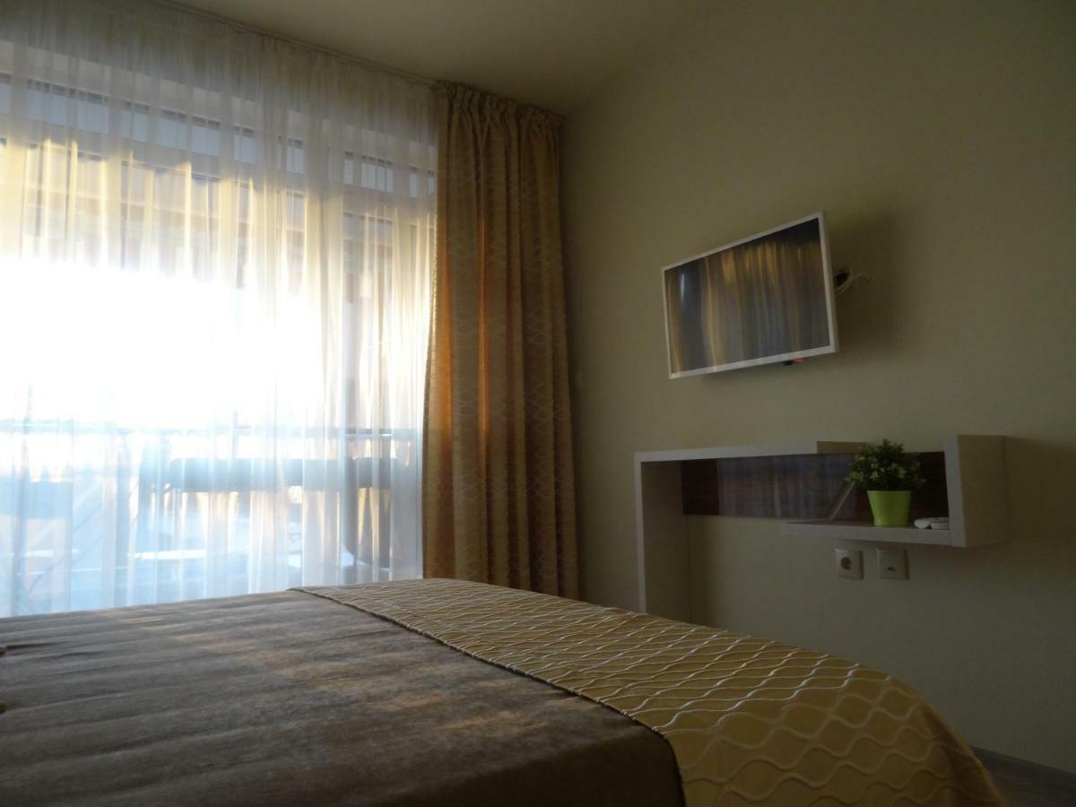 Апартамент 13 Hisarya Bagian luar foto