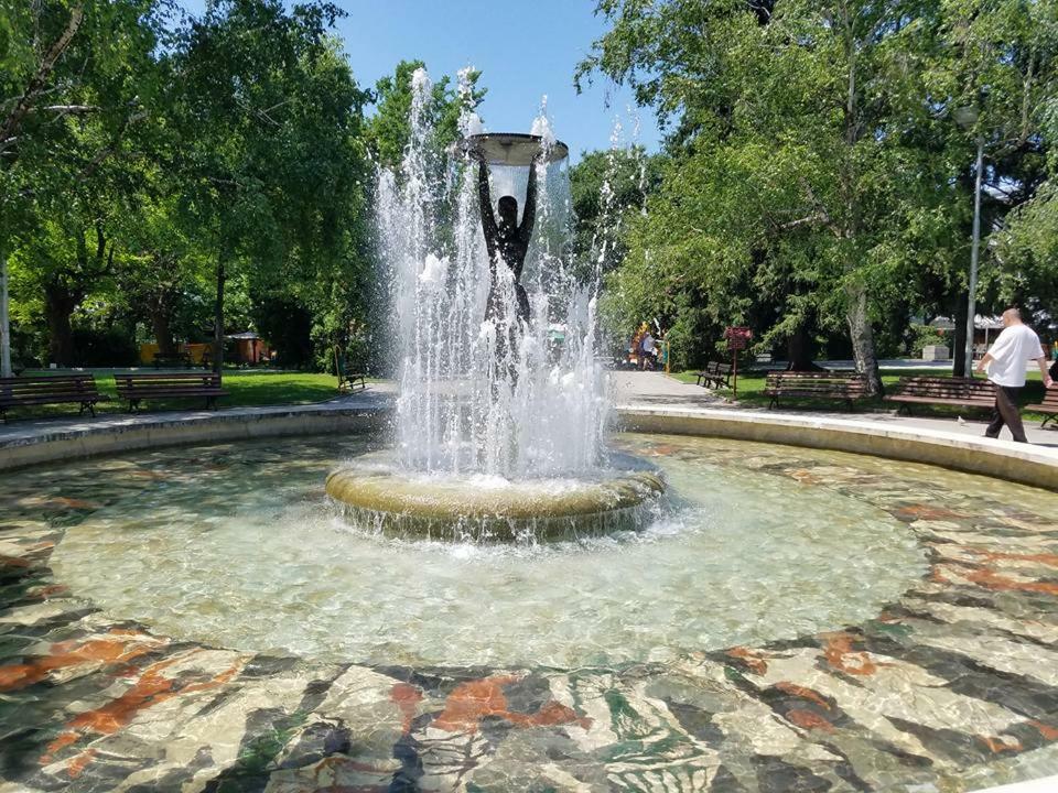 Апартамент 13 Hisarya Bagian luar foto